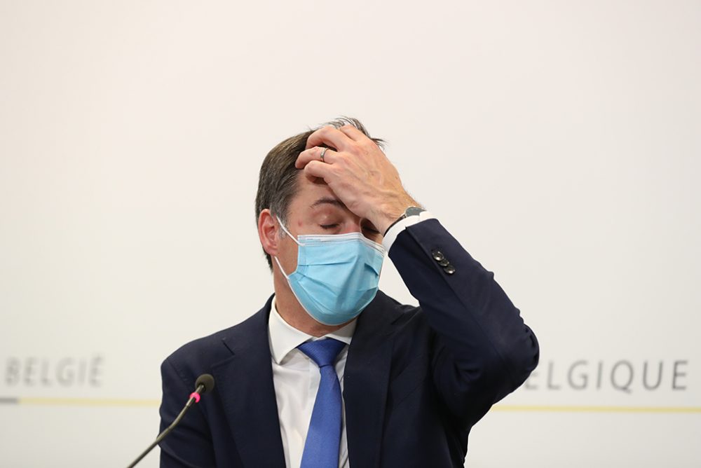 Premier De Croo beim Konzertierungsausschuss am Mittwoch (Bild: Benoit Doppagne/Belga)