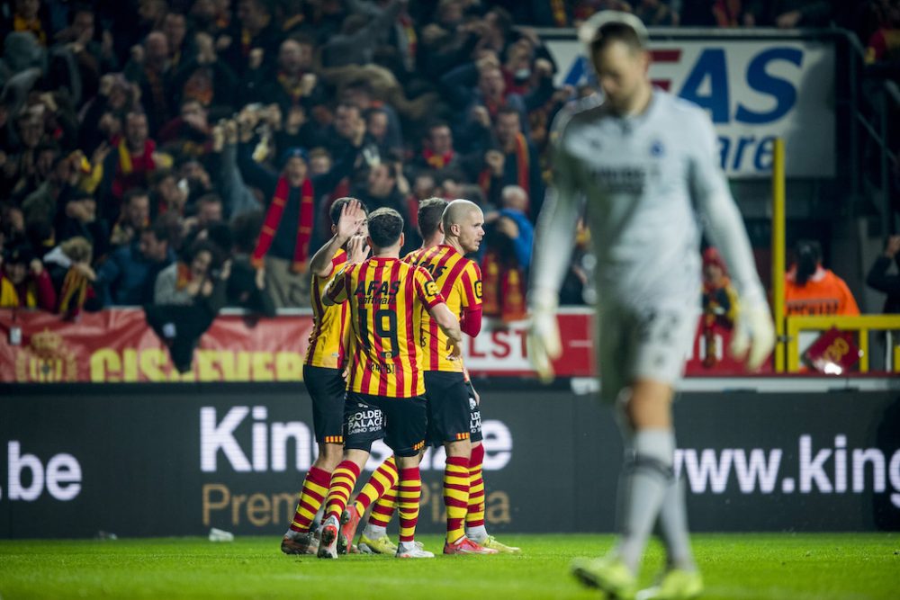 Mechelen jubelt nach Patzer von Mignolet (Bild: Jasper Jacobs/Belga)