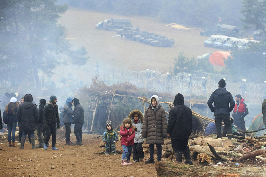 An der belarussisch-polnischen Grenze spitzt sich die Lage zu (Bild: Leonid Shcheglov/Belta/AFP)