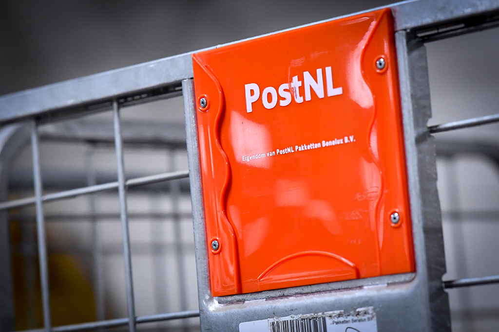 PostNL-Logo (Archivbild: Dirk Waem/Belga)