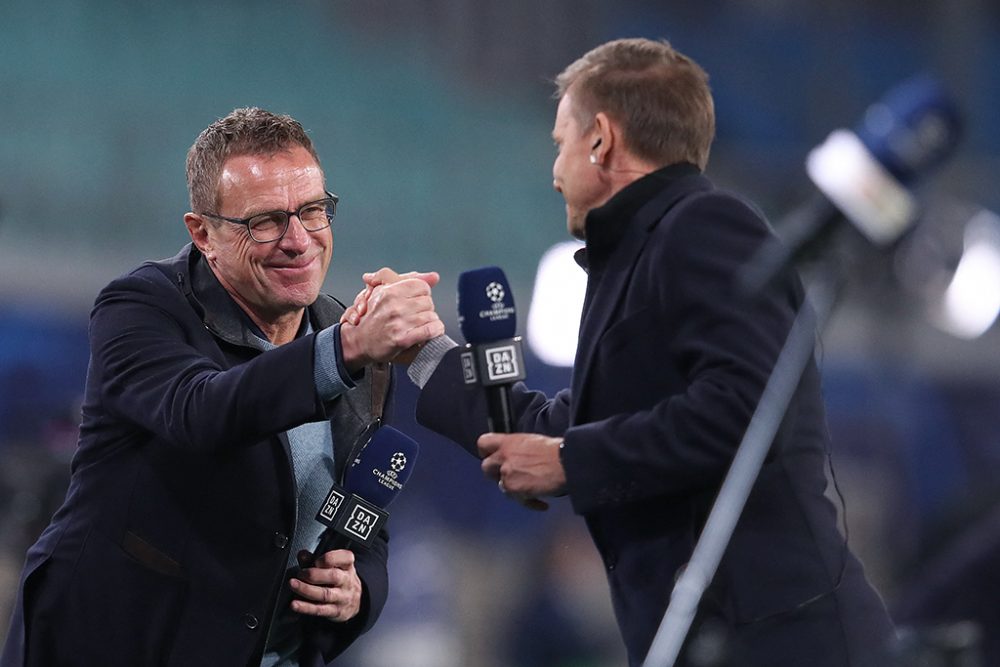 Ralf Rangnick (li.) mit Leipzig-Trainer Jesse Marsch (re.) (Bild: Ronny Hartmann/AFP)