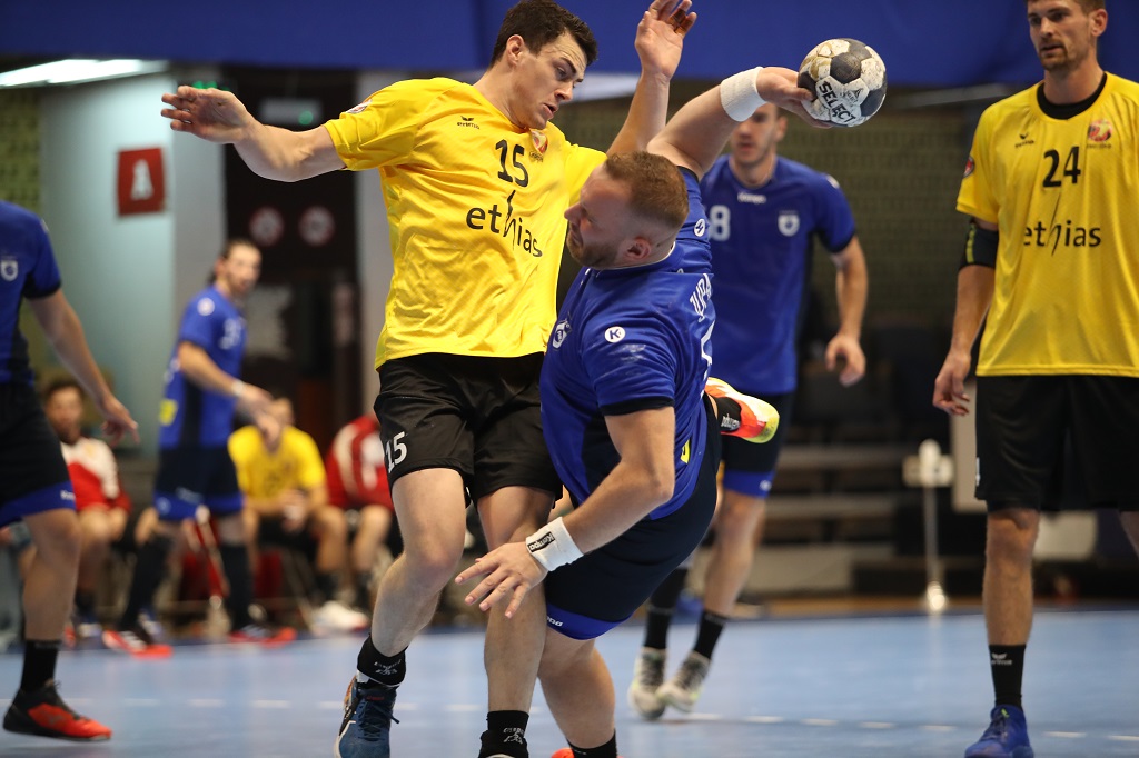 Belgiens Handballer (in gelben Trikots) holten im Kosovo einen Punkt (Bild: EHF)