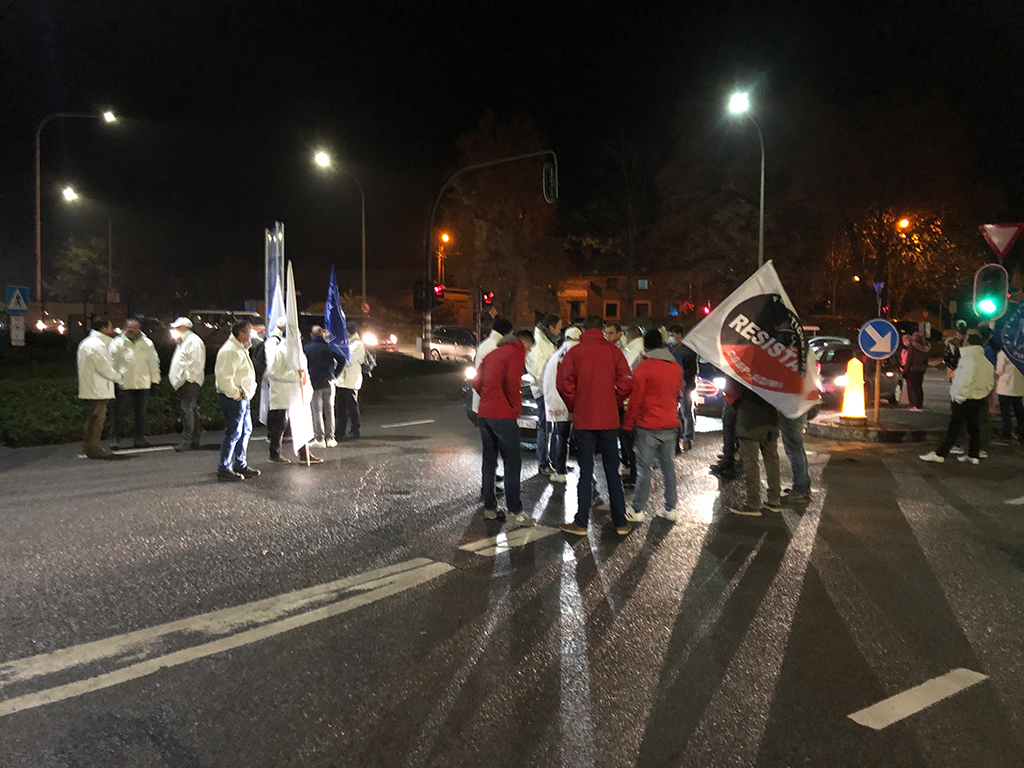 Protest-Aktion der Polizeigewerkschaft am Mittwoch in Tihange (Bild: Maxime Gilles/Belga)