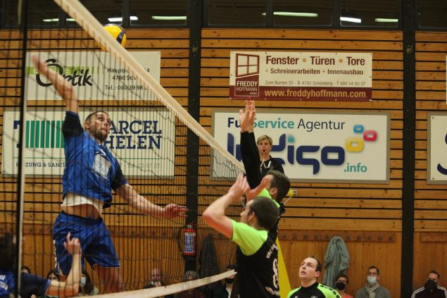 Aus 0:2 mache 3:2 - Eupen-Kettenis schlägt Lommersweiler nach hartem Kampf (Bild: Christoph Heeren/BRF)