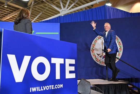 Der demokratische Kandidat Terry McAuliffe (Bild: Mandel Ndan/AFP)