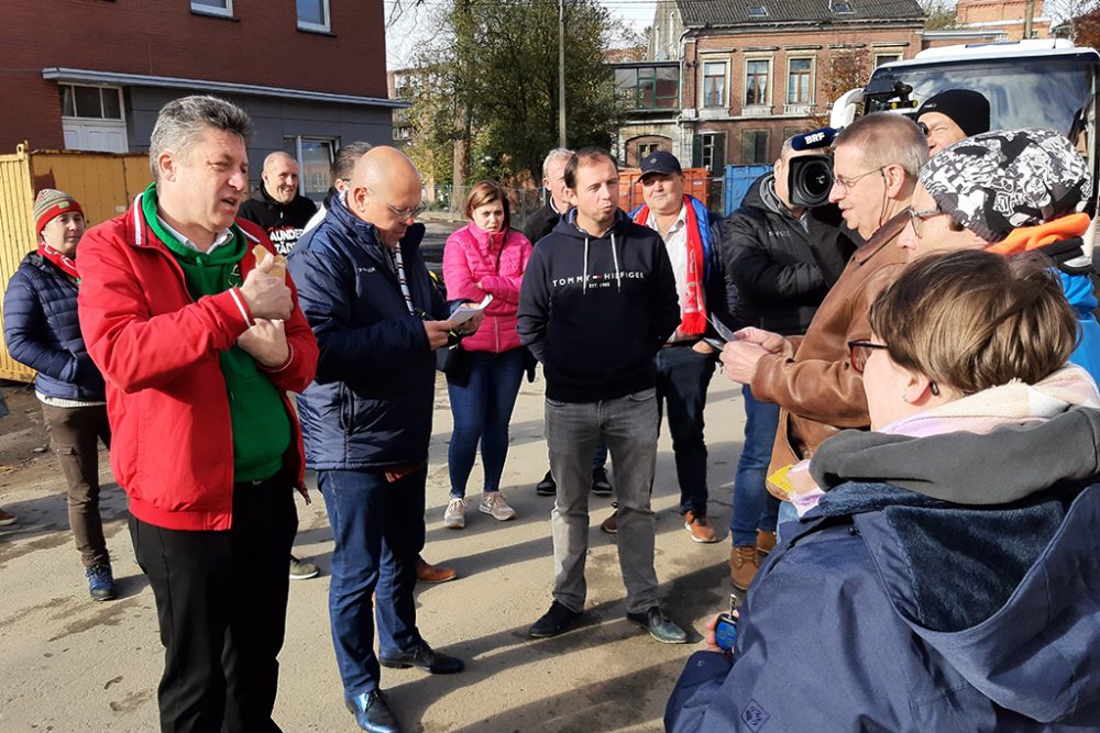 Fans von Zulte Waregem haben erneut die Eupener Unterstadt besucht (Bild: Christophe Ramjoie/BRF)