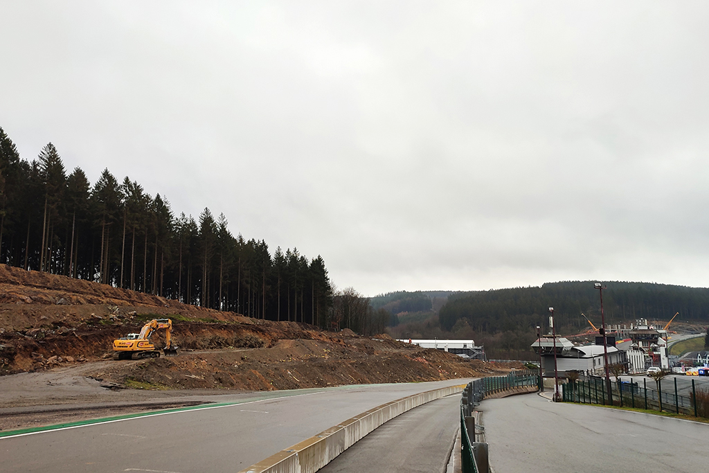 Bauarbeiten an der Rennstrecke von Spa-Francorchamps - Dezember 2021 (Bild: Katrin Margraff/BRF)