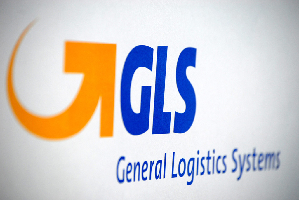 Logo des Paketdienstes GLS (Bild: Eric Vidal/Belga)