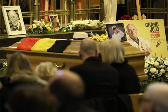 Abschied von Grand Jojo (Bild: Benoit Doppagne/Belga)