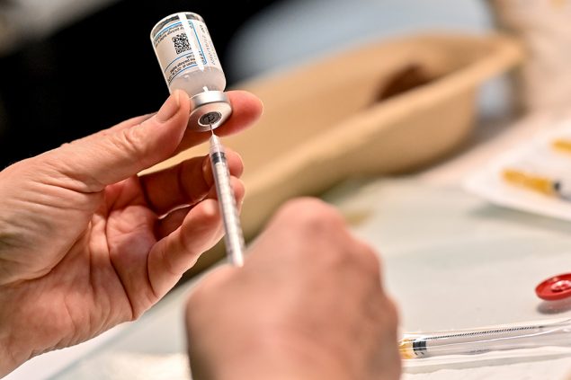 Covid-Impfung (Bild: Dirk Waem/Belga)