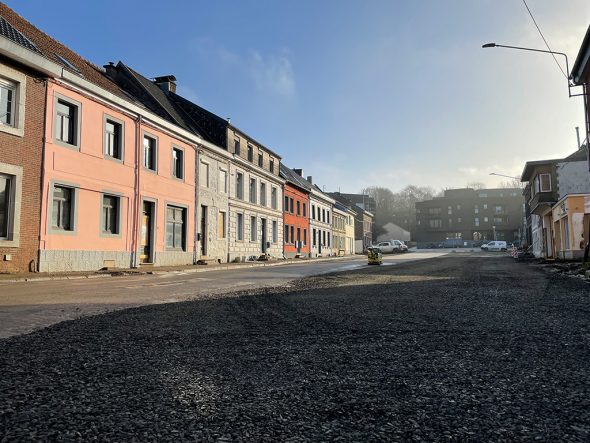 Erste Reparaturarbeiten in der Malmedyer Straße in Eupen beendet (Bild: Michaela Brück/BRF)