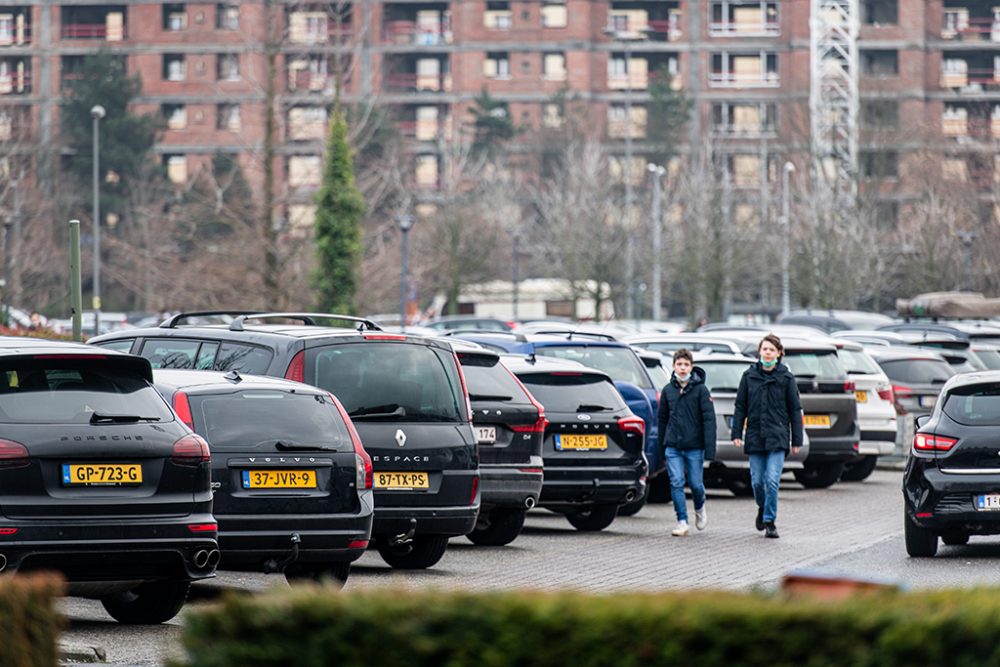 Autos aus den Niederlanden in Antwerpen