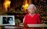 Queen Elizabeth II. bei ihrer Weihnachtsansprache (Bild: Victoria Jones/Pool/AFP)