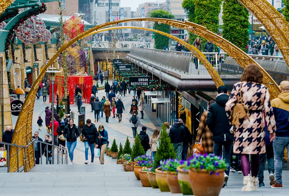 Rotterdam am 18. Dezember: Ab Sonntag müssen die Geschäfte schließen (Bild: Marco de Swart/ANP/AFP)