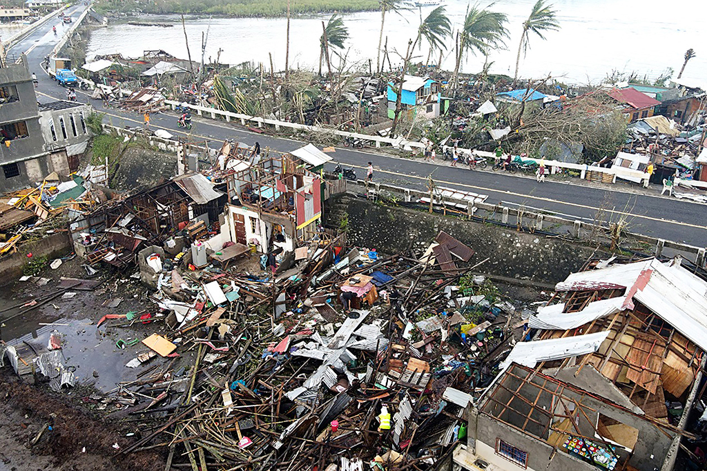 Sturmschäden in der philippinischen Stadt Surigao (Bild: Erwin Mascarinas/AFP)