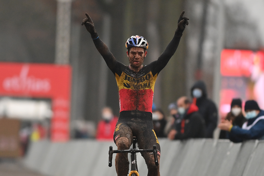 Cyclocross: Wout van Aert siegt im Duell der Titanen (Bild: David Stockman/Belga)