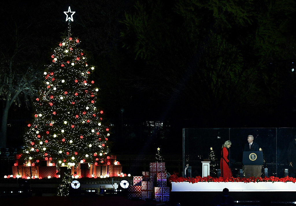 Weihnachtsbaum am Weißen Haus (Bild: Brendan Smialowski/AFP)