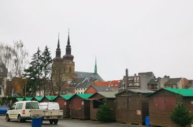 Weihnachtsmark in Eupen 2021 - Aufbau