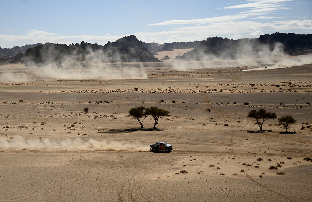 Nasser Al-Attiyah bei der Rallye Dakar (Bild: Franck Fife/AFP)