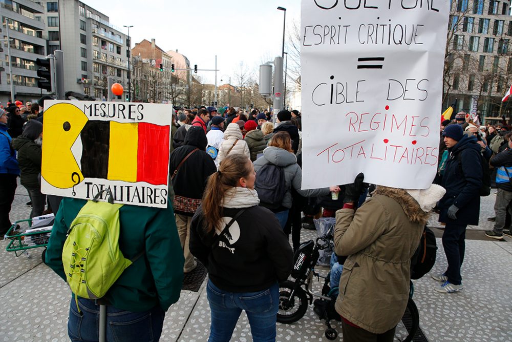 Demonstration gegen die Corona-Maßnahmen in Brüssel am 9. Januar (Bild: Nicolas Maeterlinck/Belga)