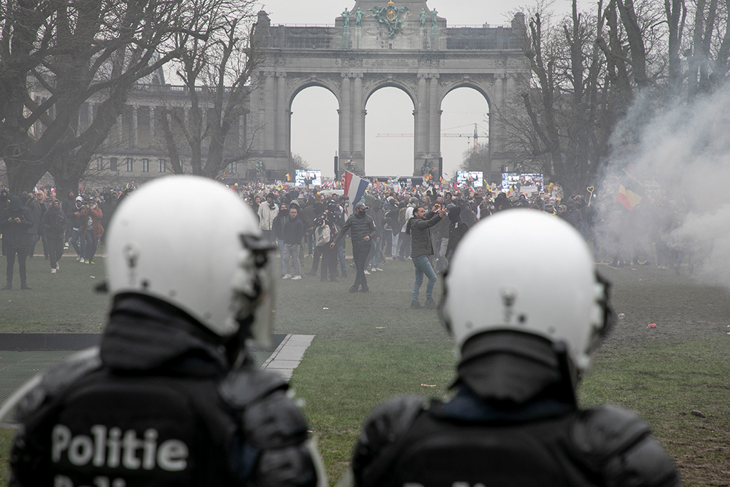 Corona-Demo in Brüssel (Bild: Hatim Kaghat/Belga)