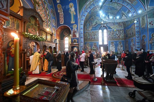 Weihnachten in der orthodoxen Kirche von Bournville, Birmingham (Bild: Oli Scarff/AFP)