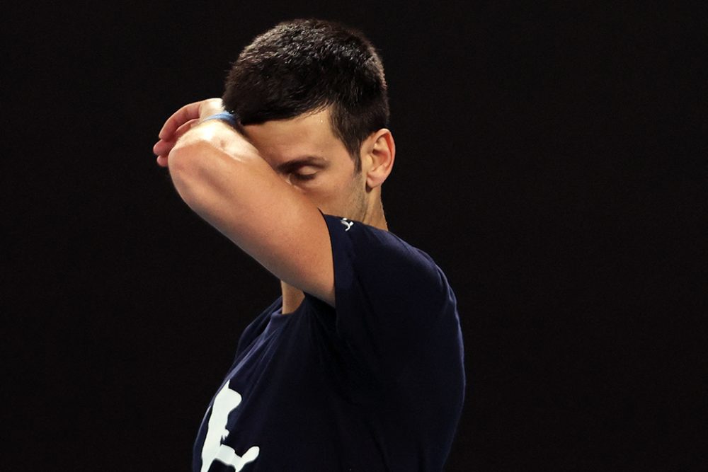 Novak Djokovic beim Training in Melbourne am Freitag (Bild: Martin Keep/AFP)