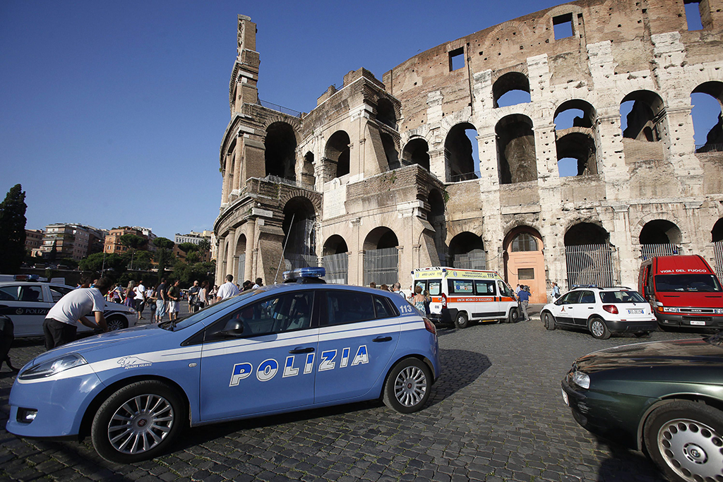 Polizeiauto in Rom (Archivbild: Alessandro Di Meo/EPA)