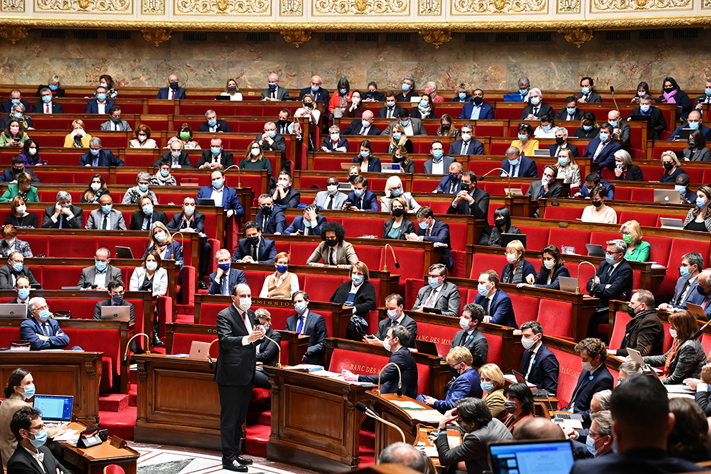 Frankreichs Premier spricht vor der Nationalversammlung (Bild: Bertrand Guay/AFP)