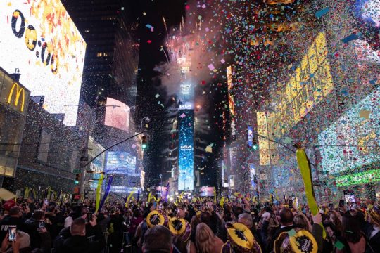 Silvesterparty 2021 in New York (Bild: Yuki Iwamura/AFP)