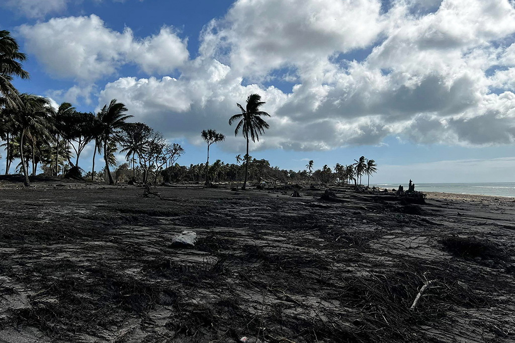 Tonga nach dem Vulkanausbruch (Bild: Handout/Courtesy of Viliami Uasike Latu/AFP)