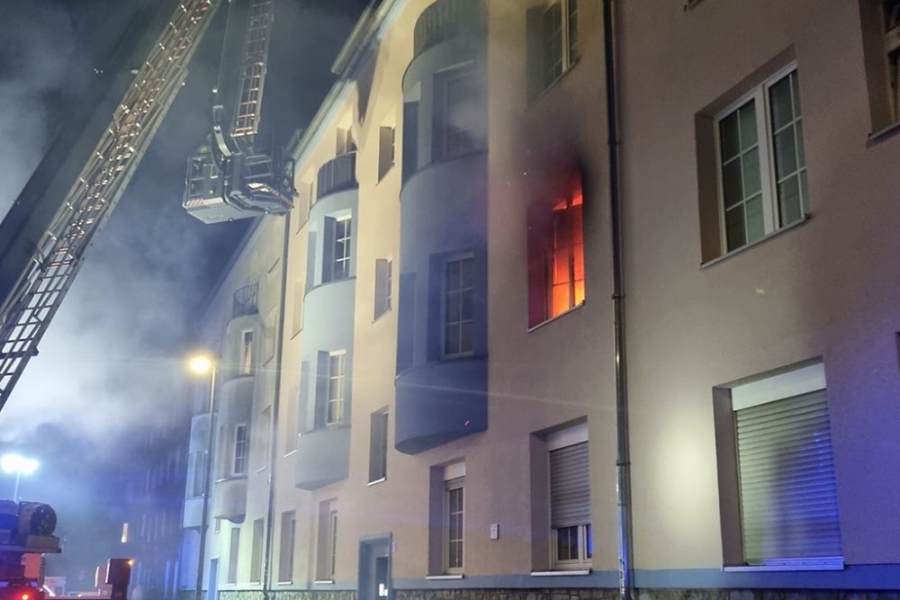 Brand in der Wiesenstraße in Aachen am Sonntag (Bild: Polizei Aachen)