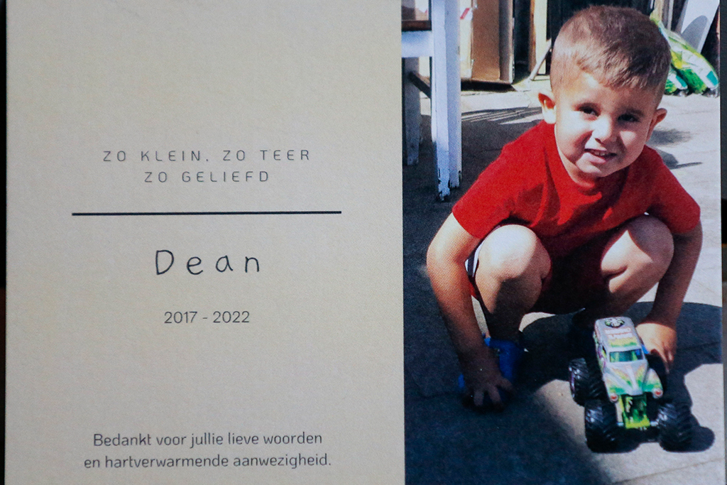 Totenzettel des kleinen Dean