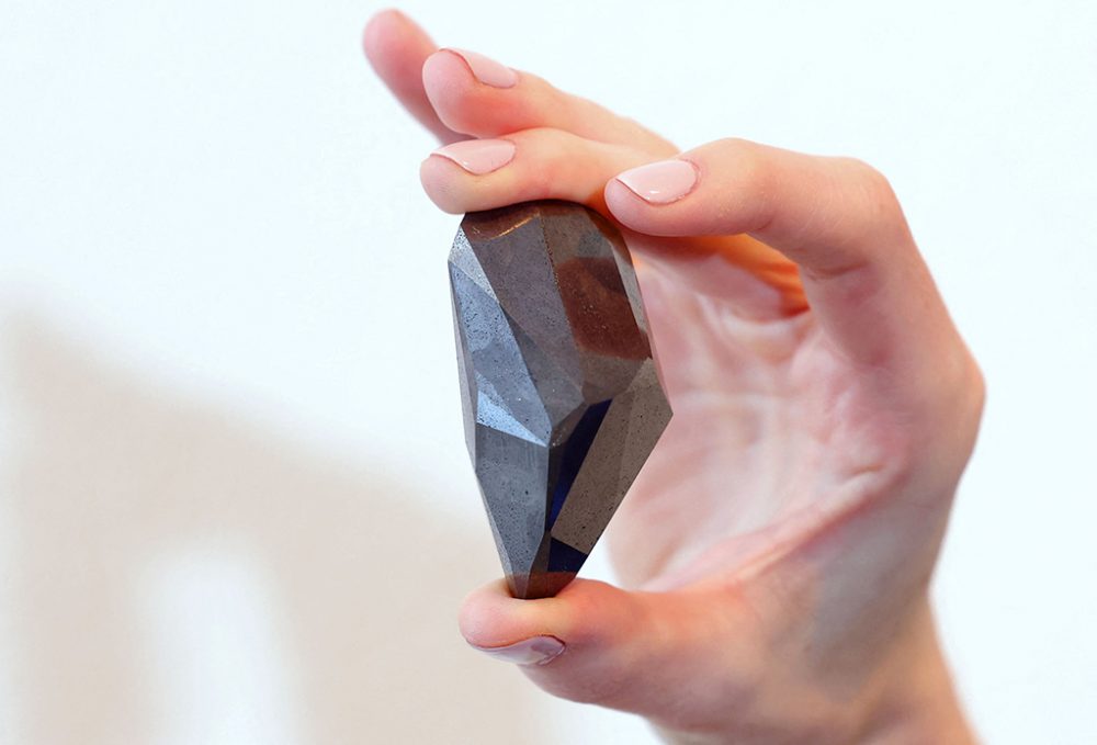 Seltener Diamant "Enigma" für rund 3,7 Millionen Euro versteigert (Bild: Giuseppe Cacace/AFP)