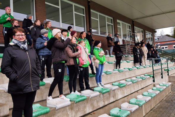 Mädchen-Fußball: Union Kelmis gegen den FC Eupen (Bild: Christophe Ramjoie/BRF)