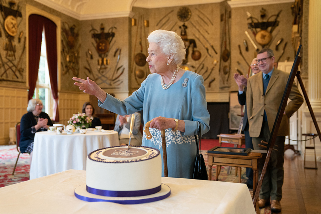 Queen Elizabeth II. beim Empfang im Sandringham House (Bild: Joe Giddens/Pool/AFP)