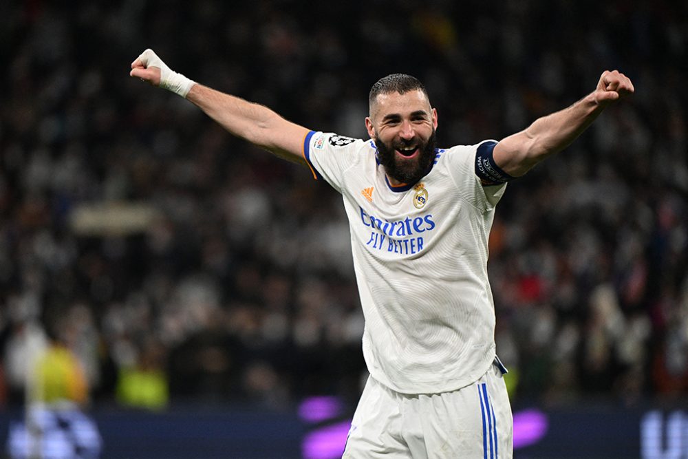 Karim Benzema von Real Madrid feiert den Sieg gegen Paris Saint-Germain (Bild: Gabrial Bouys/AFP)