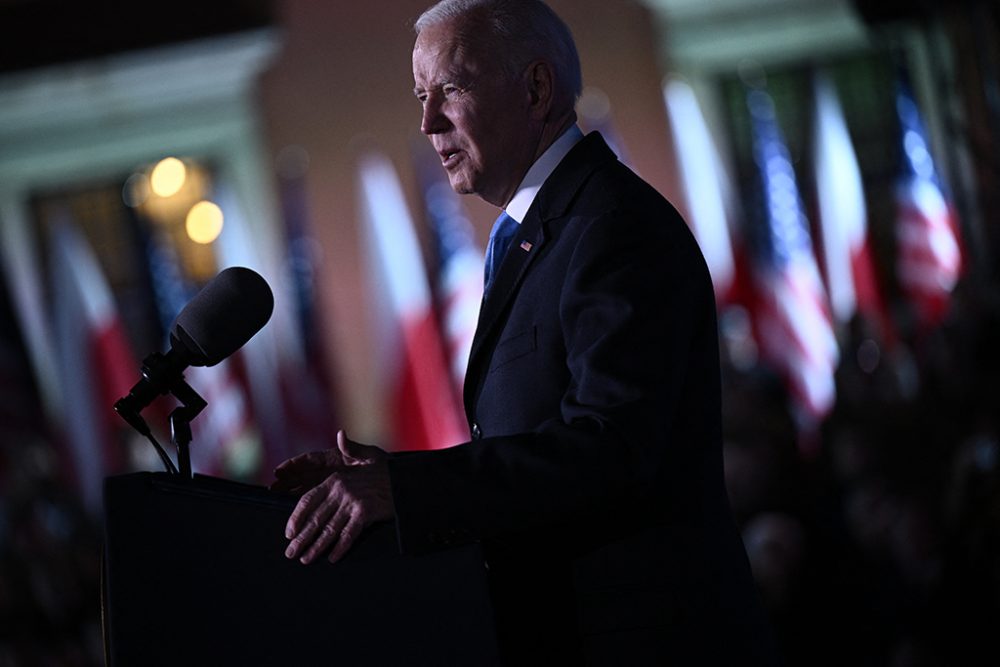 US-Präsident Joe Biden bei seiner Rede vor dem Warschauer Königsschloss (Bild: Brendan Smialowski/AFP)