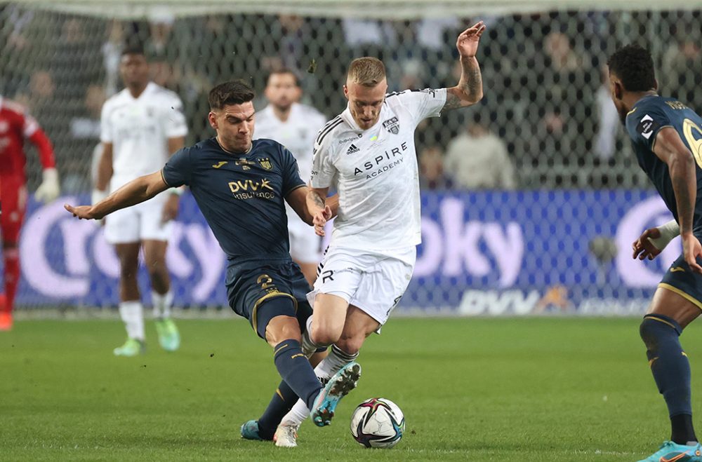 James Jeggo am Donnerstag beim Spiel gegen den RSC Anderlecht (Bild: Virginie Lefour/Belga)