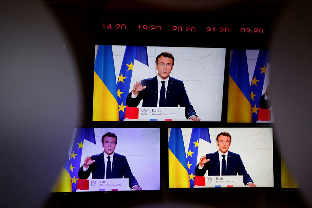 Präsident Macron bei einer Rede zur Lage in der Ukraine am Donnerstagabend (Bild: Ludovic Marin/AFP)