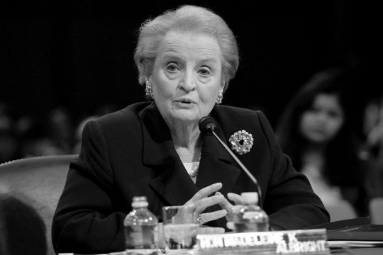 Die frühere US-Außenministerin Madeleine Albright (Archivbild aus 2007: Stefan Zaklin/EPA)