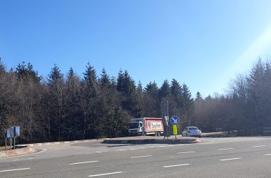 Auf Mont-Rigi entsteht ein Kreisverkehr (Bild: Lena Orban/BRF)