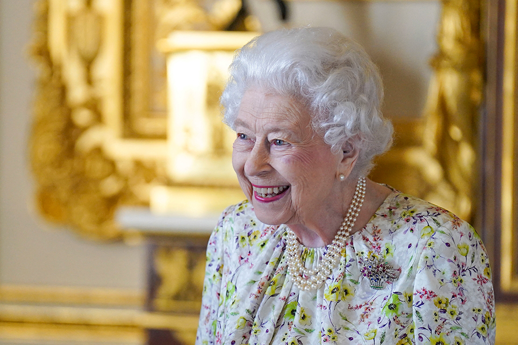 Queen Elizabeth am Mittwoch auf Schloss Windsor (Bild: Steve Parsons/Pool/AFP)