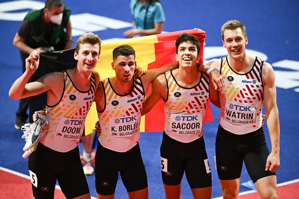 Gold für die Belgian Tornados Alexander Doom, Kevin Borlee, Jonathan Sacoor und Julien Watrin (Bild: Jasper Jacobs/Belga)