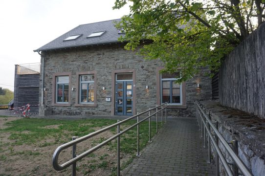 Das Dorfhaus in Grüfflingen Wird zum Seniorendorfhaus erweitert (Bild: Stephan Pesch/BRF)