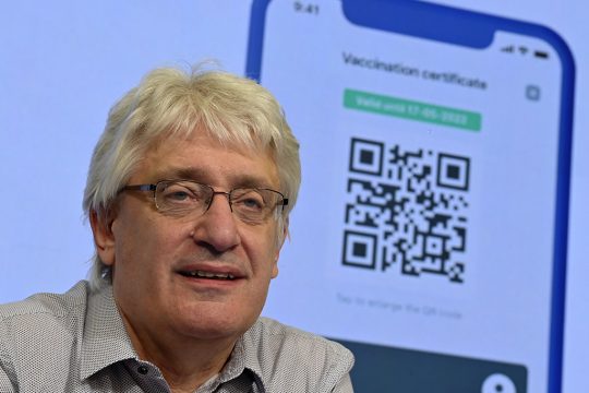 Frank Robben bei der Präsentation des digitalen Covid-Zertifikats im Juni 2021 (Bild: Eric Lalmand/Belga)