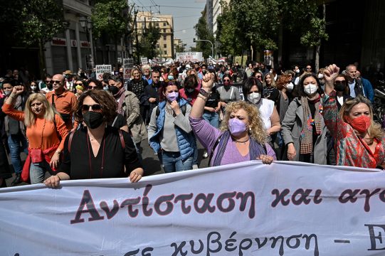 Die Griechen streiken gegen hohe Preise