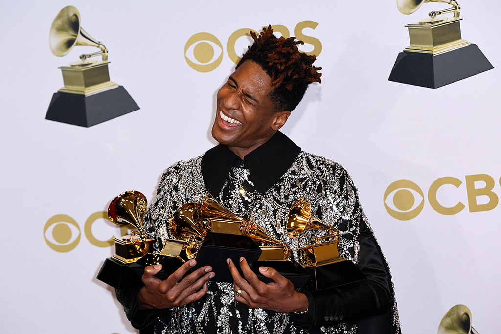 Jon Batiste räumt bei der Grammy-Verleihung ab (4.4.2022)