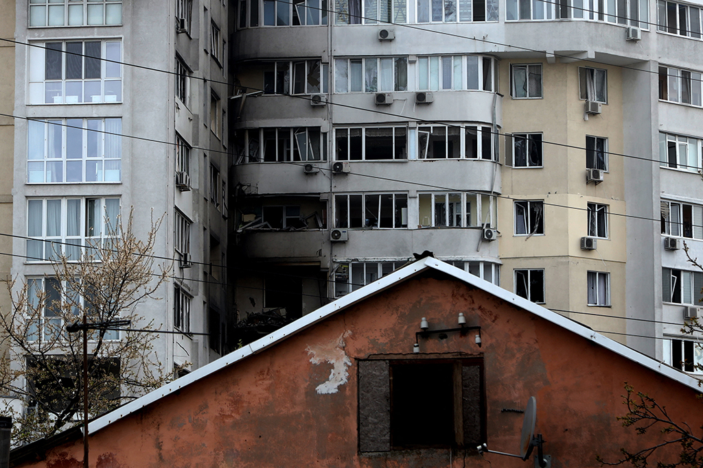 Schäden in Odessa am Samstag (Bild: Oleksandr Gimanov/AFP)