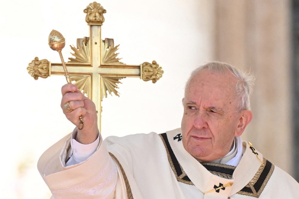 Papst spendet Segen "Urbi et Orbi" (Bild: Tiziana Fabi/AFP)